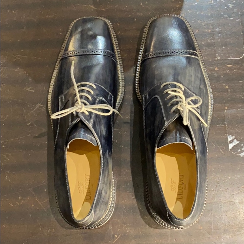 LD LIDFORT cap toe lace up. Hand painted grey New